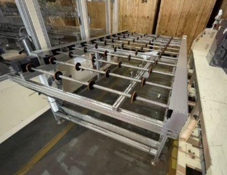 SFA 1,21m W x 2,59m L (48 in. x 102 in.) Model 915-3 Roller Conveyor