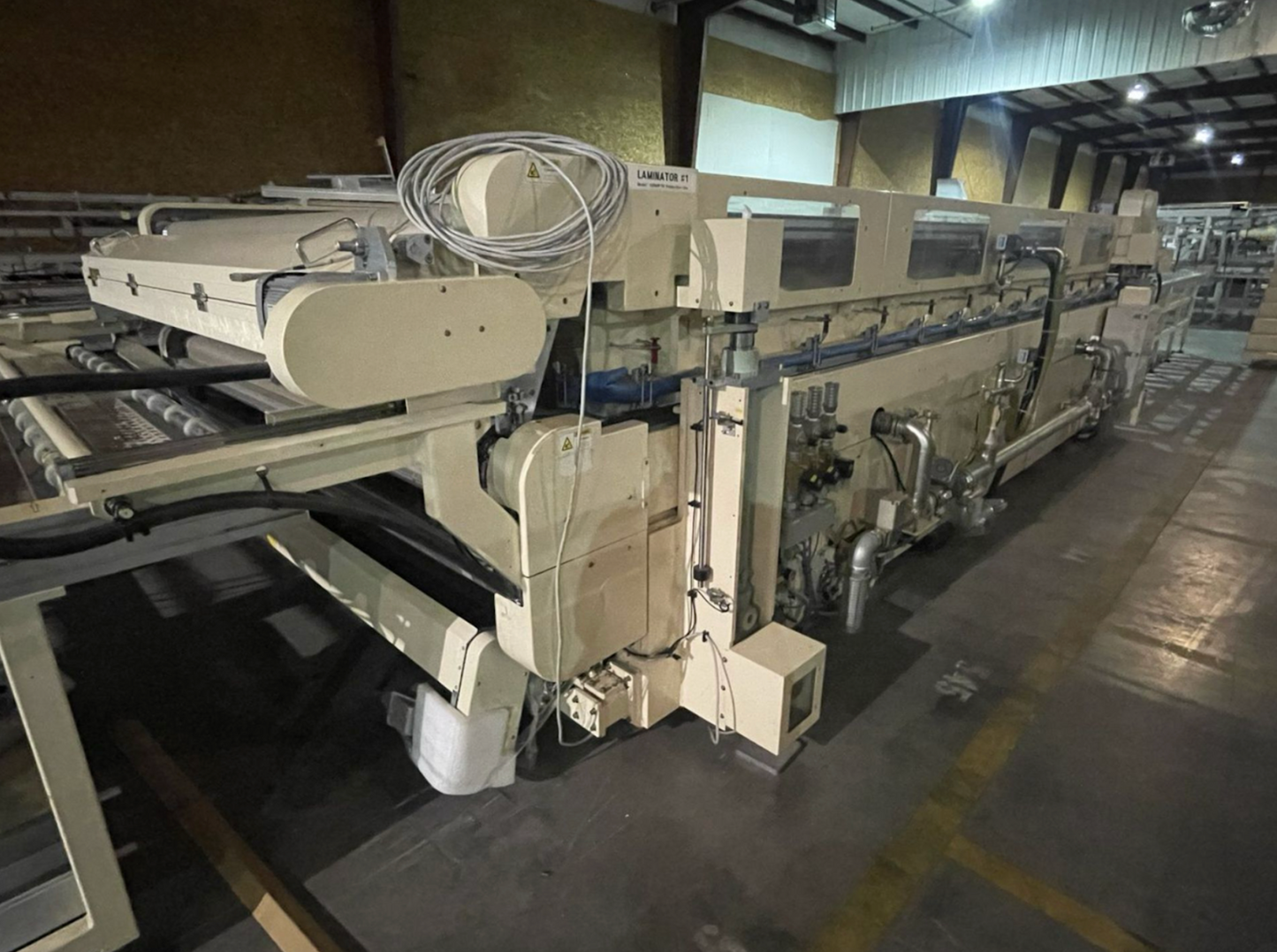 Solar panel laminator