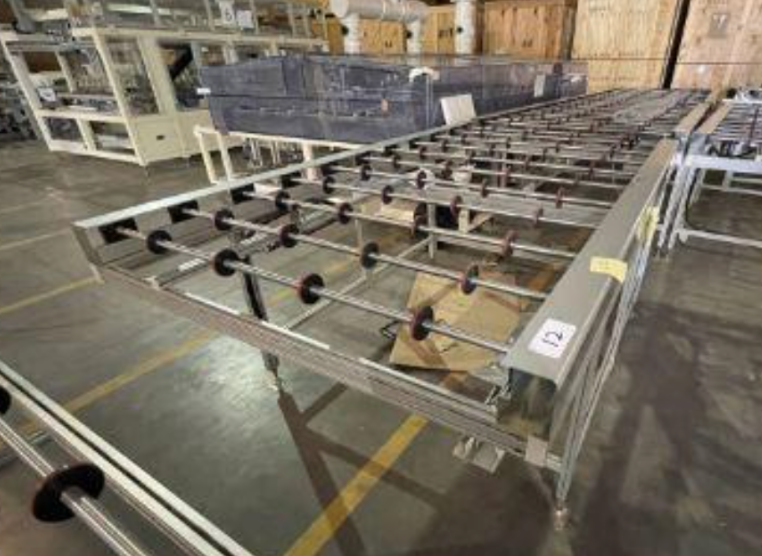 SFA 1,21m W x 2,38m L (48 in. x 94 in.) Model 906 Roller Conveyor